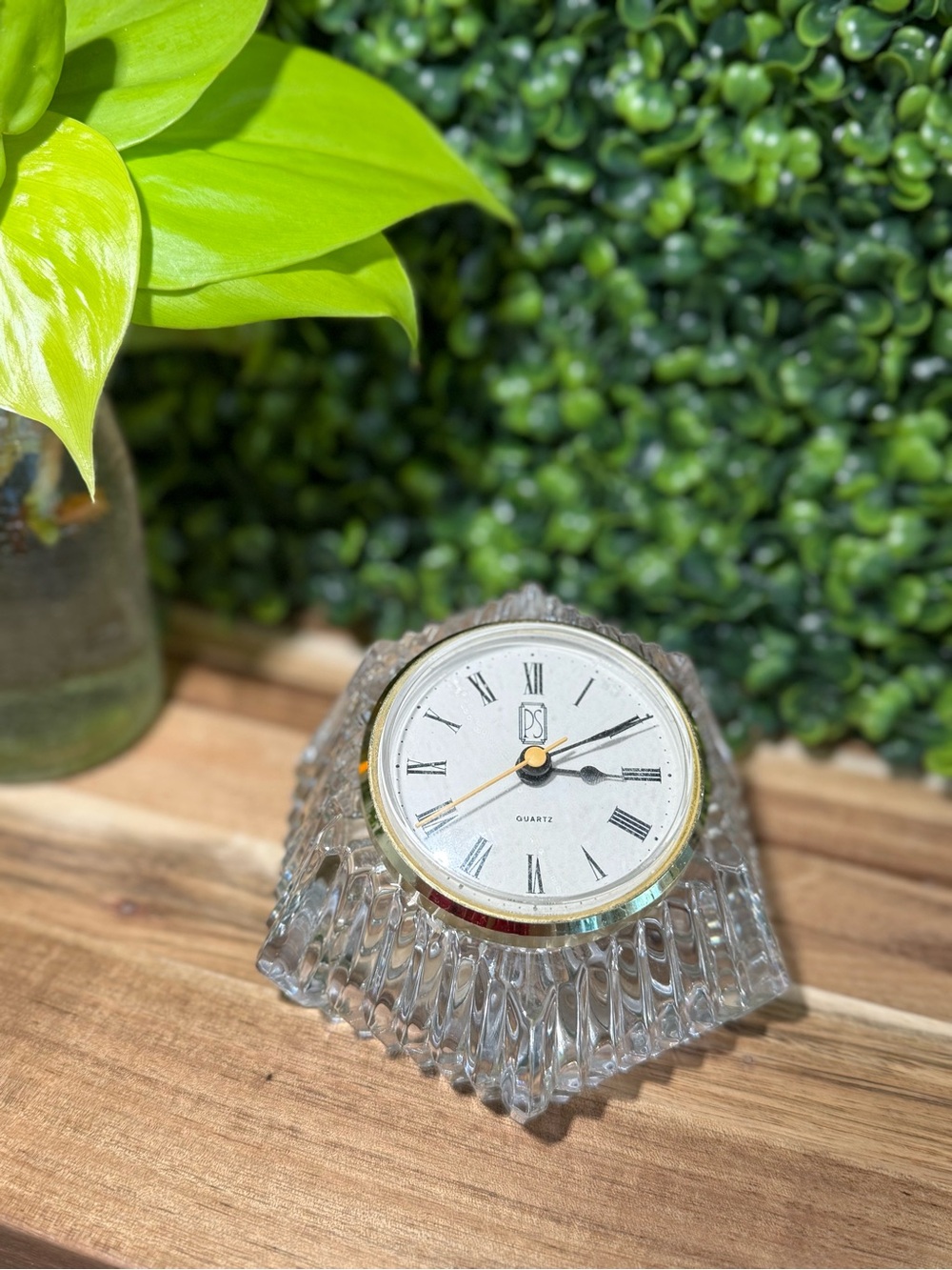 VTG ANNA HUTTE BLEIKRISTALL (Paul Sebastian)Lead Crystal Quartz Clock 4.5” Germ